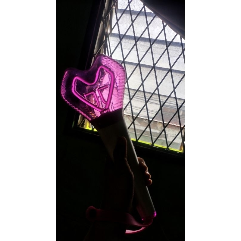 (BACA DESC ) READY STOCK PREVELOVED OFFICIAL LIGHTSTICK GIRLS GENERATION TAG OFFICIAL LIGHTSTICK SNS