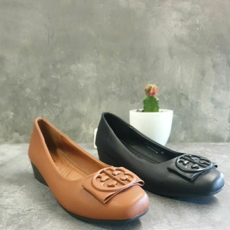 SepatuWanitaInsideCC-2177