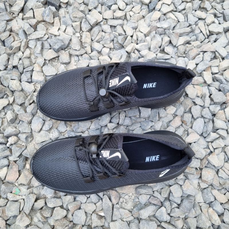 Sepatu Sekolah Hitam Polos Pria Wanita Slip On Rajut / Sepatu Rajut Slop Hitam Polos Untuk Sekolah Laki Perempuan / Sepatu Sekolah Full Hitam