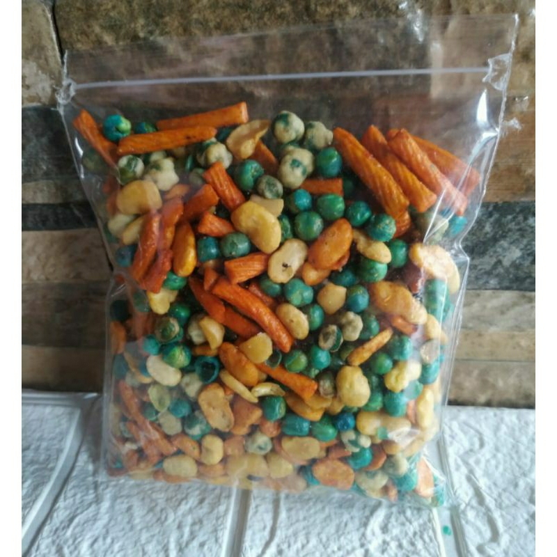 

KACANG MIX CAMPUR JAIPONG 250 GRAM- 500 GRAM