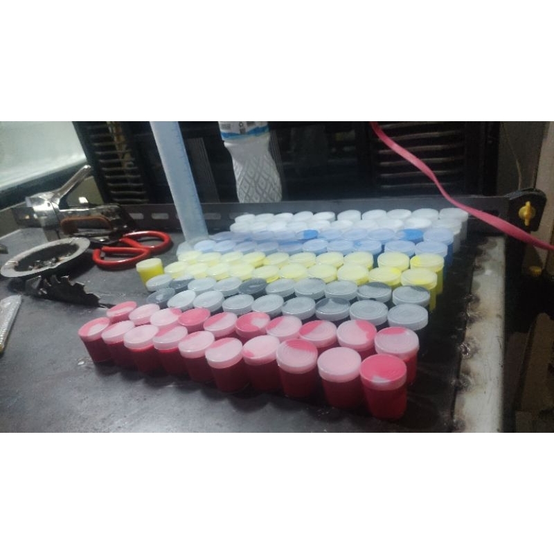 

CAT Lukis Kanvas Mewarnai