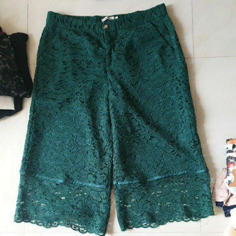 CELANA KAIN BRUKAT PRELOVED NIKKOU