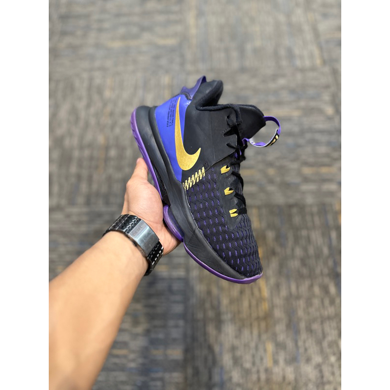 NIKE LEBRON WITNESS 5 "LAKERS" SIZE 42 MULUS