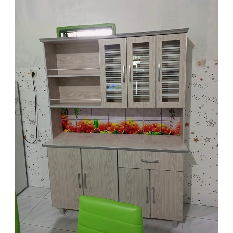 Lemari dapur kayu 4 pintu sesuai foto