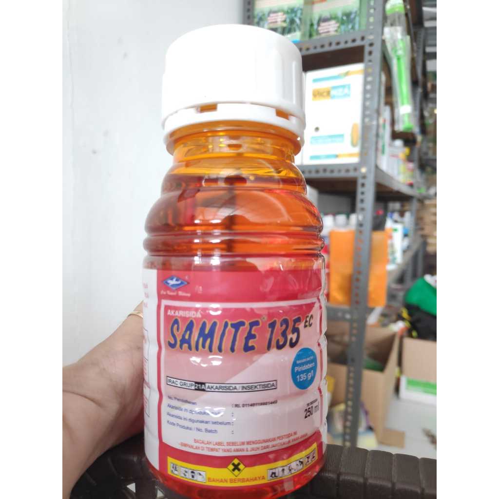 Akarisida SAMITE 135 EC- 250 ML