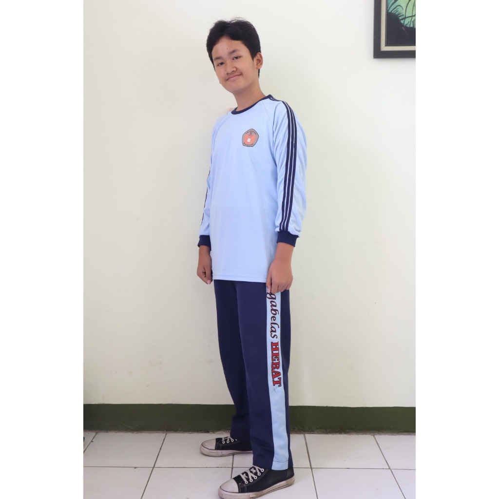 Setelan Baju Olahraga SMP UNISEX