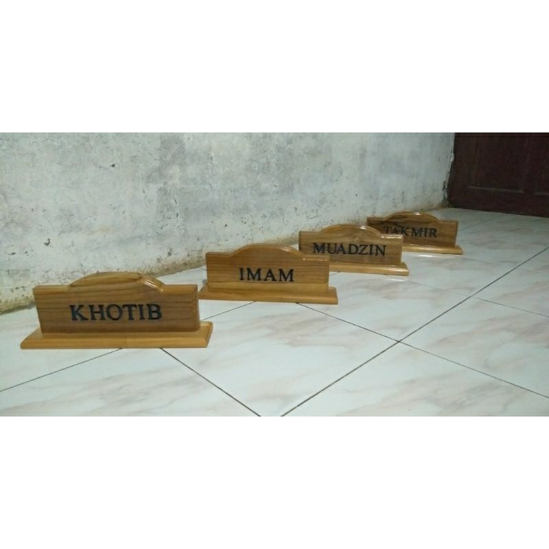 

papan nama kayu masjid