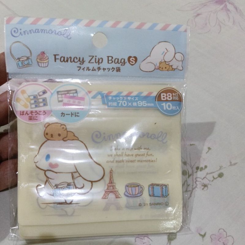 

Fancy Zip Bag atau tas plastik reusable sanrio original cinammon