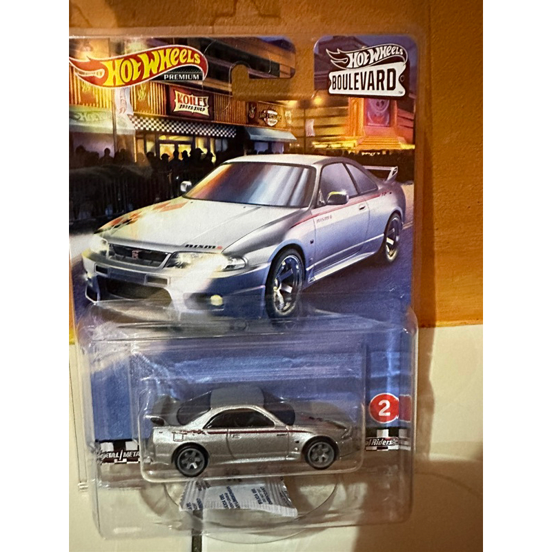 hot wheels boulevard nissan skyline GT-R bcnr33 nismo R33