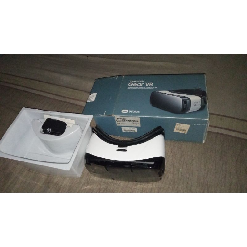 Samsung Gear VR Virtual Reality By Oculus Second