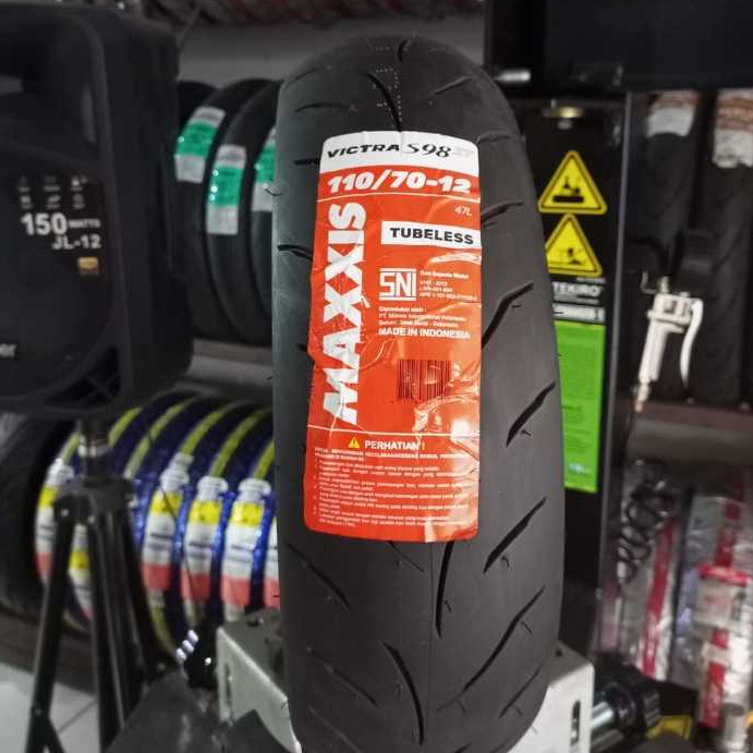 BAN MAXXIS VICTRA 110/70-12 TUBELESS