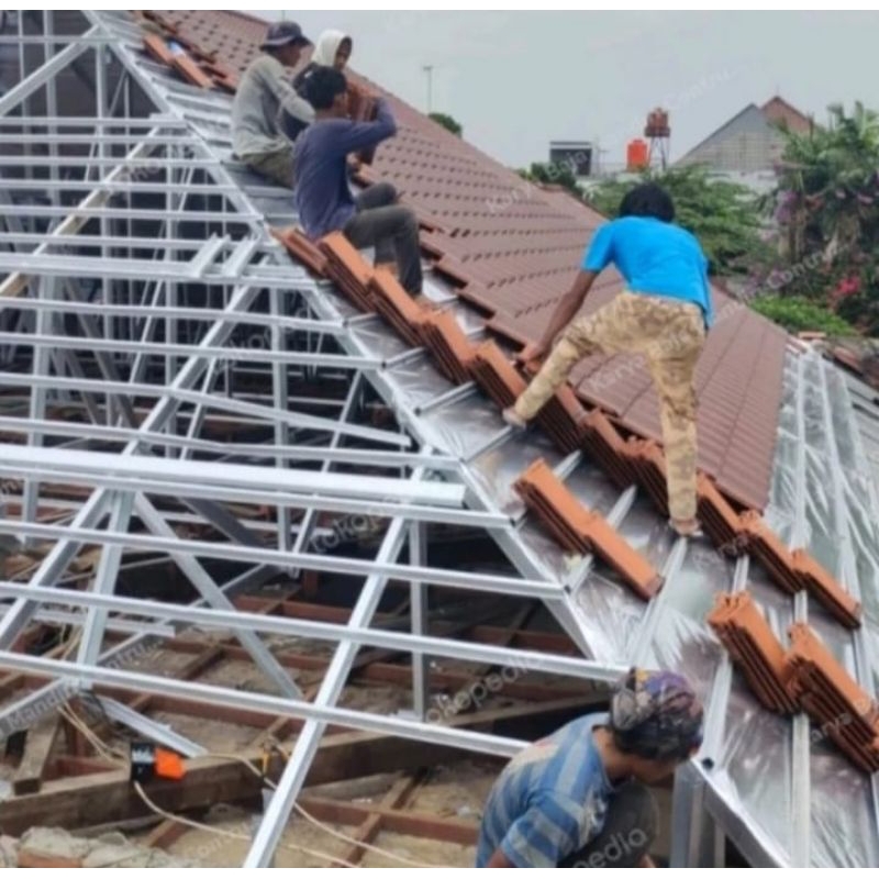 Tukang Specialist Atap Rumah Pemasangan Konstruksi Atap Baja Ringan Jasa Bongkar Pasang Genteng & Pe