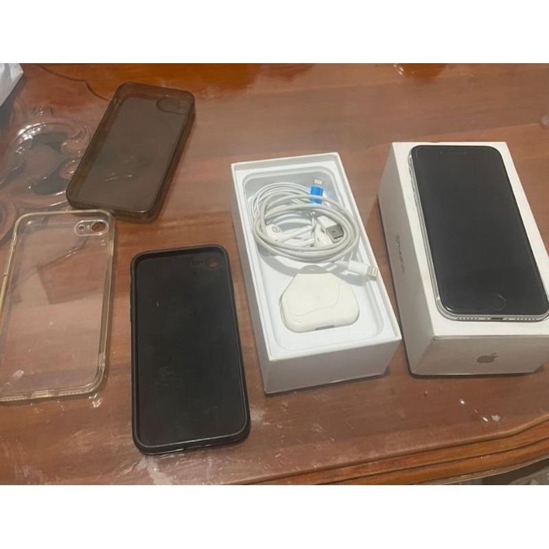 iPhone SE 2020 128GB