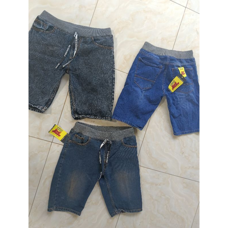celana pendek jeans rip