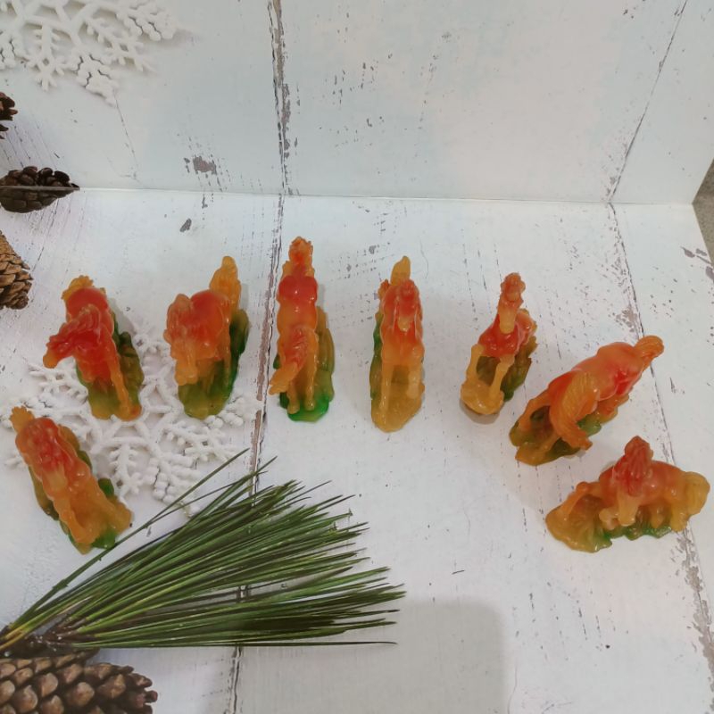 Hiasan patung fengshui 8 kuda