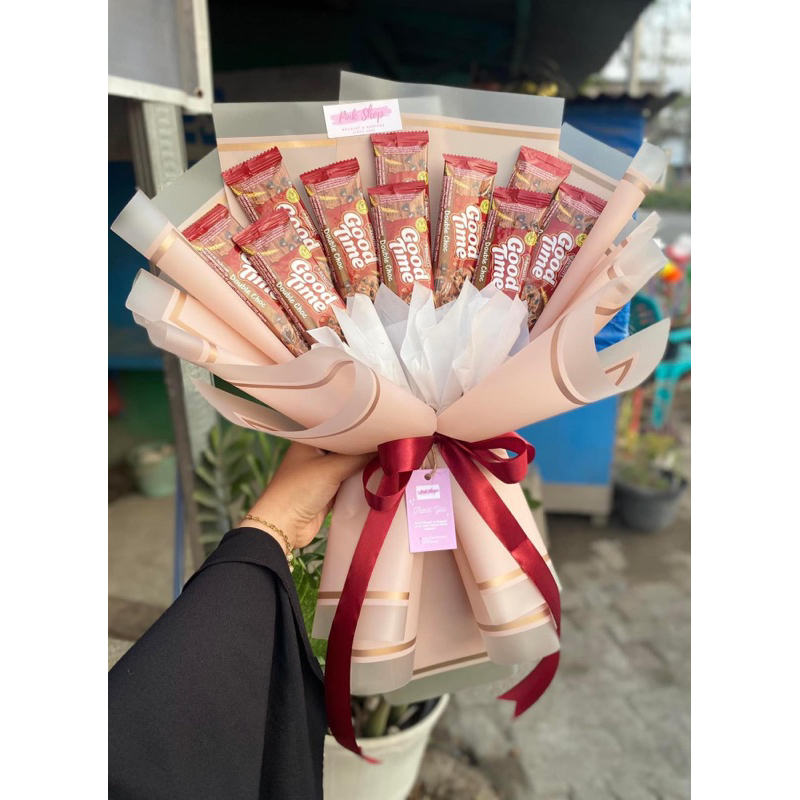 

buket wisuda|buket snack|buket jajan|buket murah|buket goodtime|buket simpel|buket murah