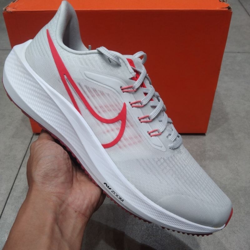 Sepatu Lari Pria Nike Air Zoom Pegasus 39 Original