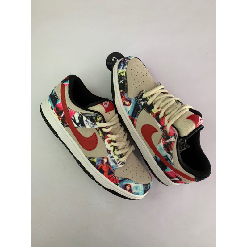 NIKE SB DUNK Low Paris (size 44)