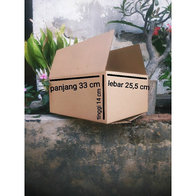 

BOX PECKING KERDUS UKRN P 33 CM L 25,5 CMX T 14 CM