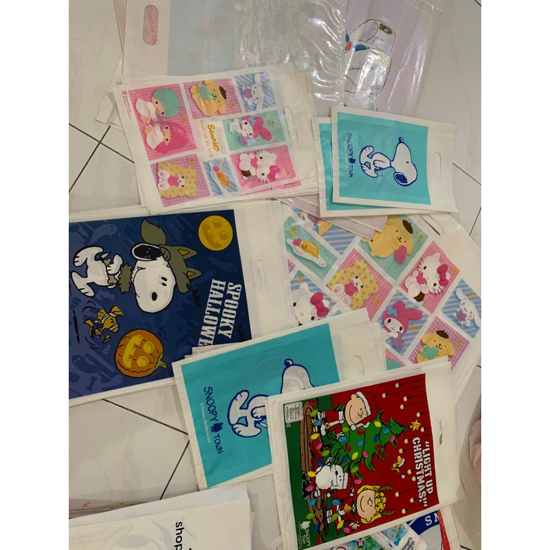 

plastik kemasan sanrio snoopy original jepang