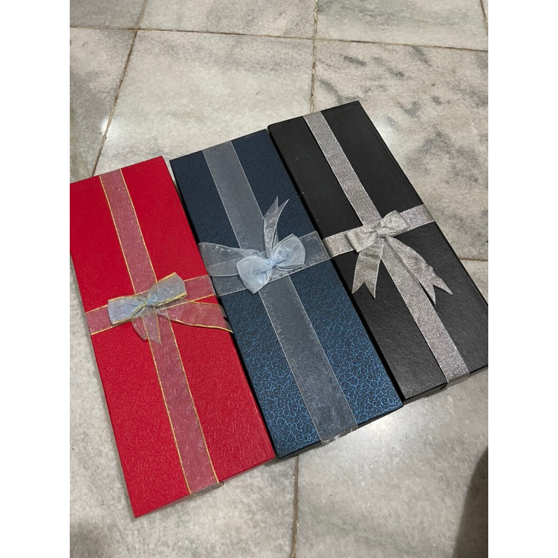 

Hard Box kado/hampers/kue