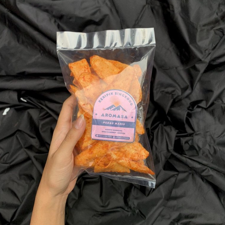 

AROMASA SNACK - KERIPIK SINGKONG CAMILAN KHAS MADURA VARIAN PEDAS MANIS 85 GRAM