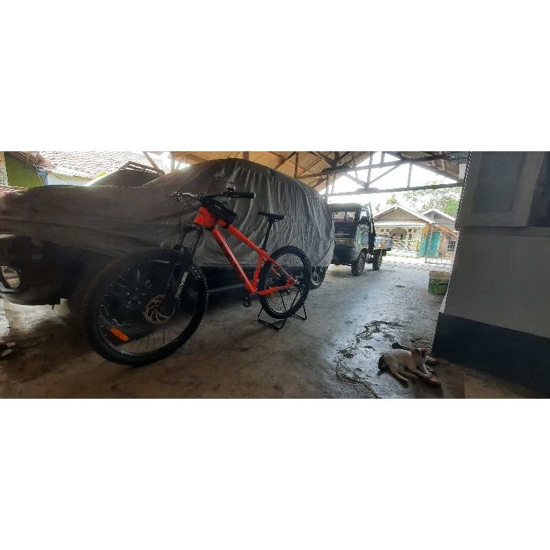 Sepeda MTB Thrill Wreak 5.0 T140