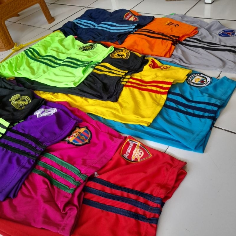 CELANA BOLA MURAH LOGO BORDIR