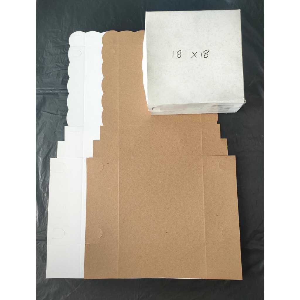

Kardus Hajatan Putih / Kardus Hajatan Coklat ukuran 18 x 18 cm isi 10 pcs