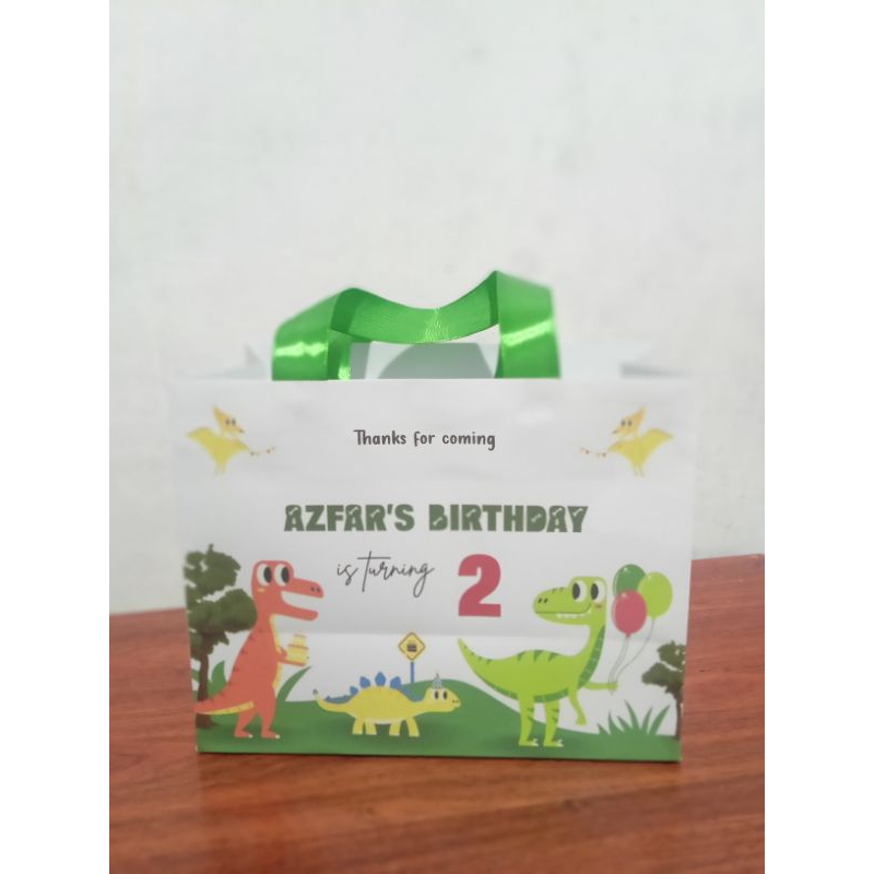 

paper bag ultah dinosaurus/t-rex custom/ paper bag snack ultah