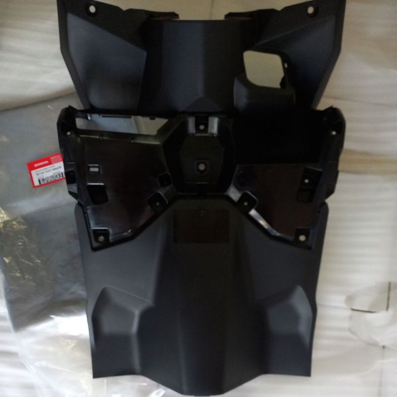 Cover Inner Lower vario 125 81141-K2V-N40ZB & N30ZA