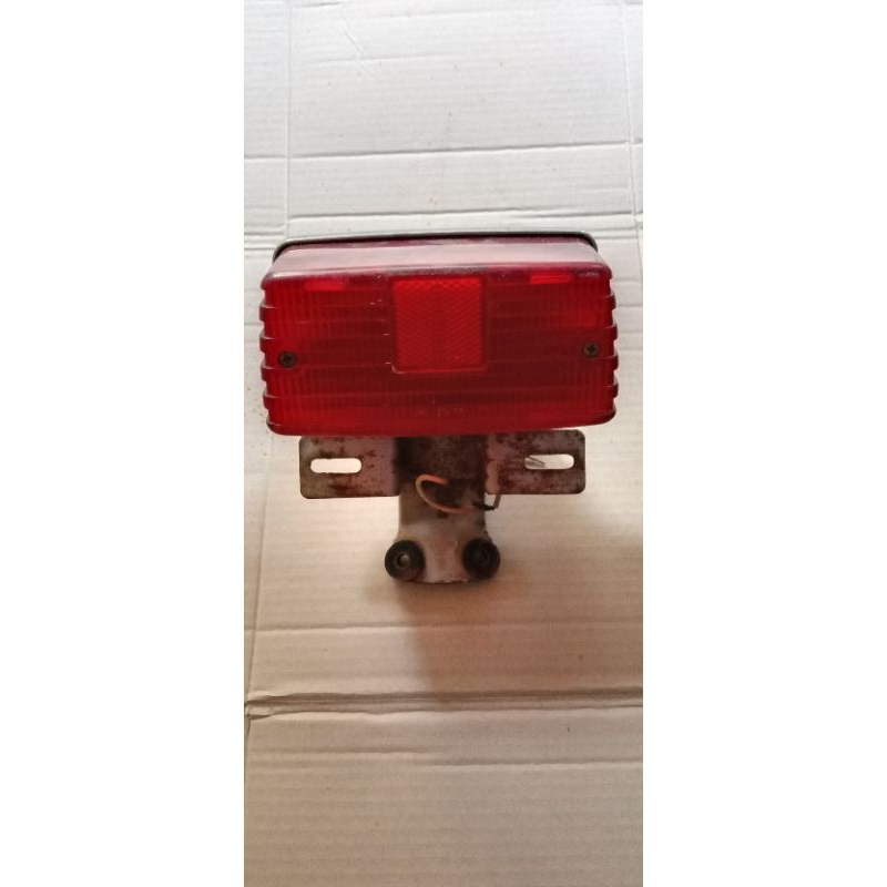 PANGKON STOPLAMP SUZUKI FR80 ORIGINAL