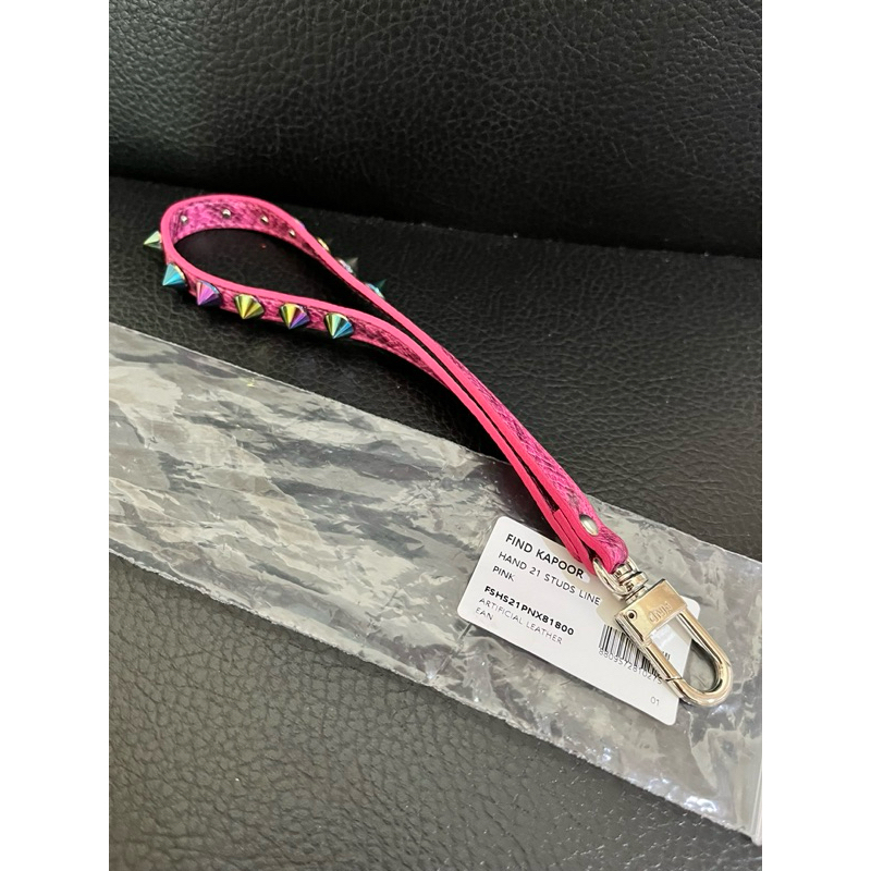 Find Kapoor mini Strap hand 21 Studs Line