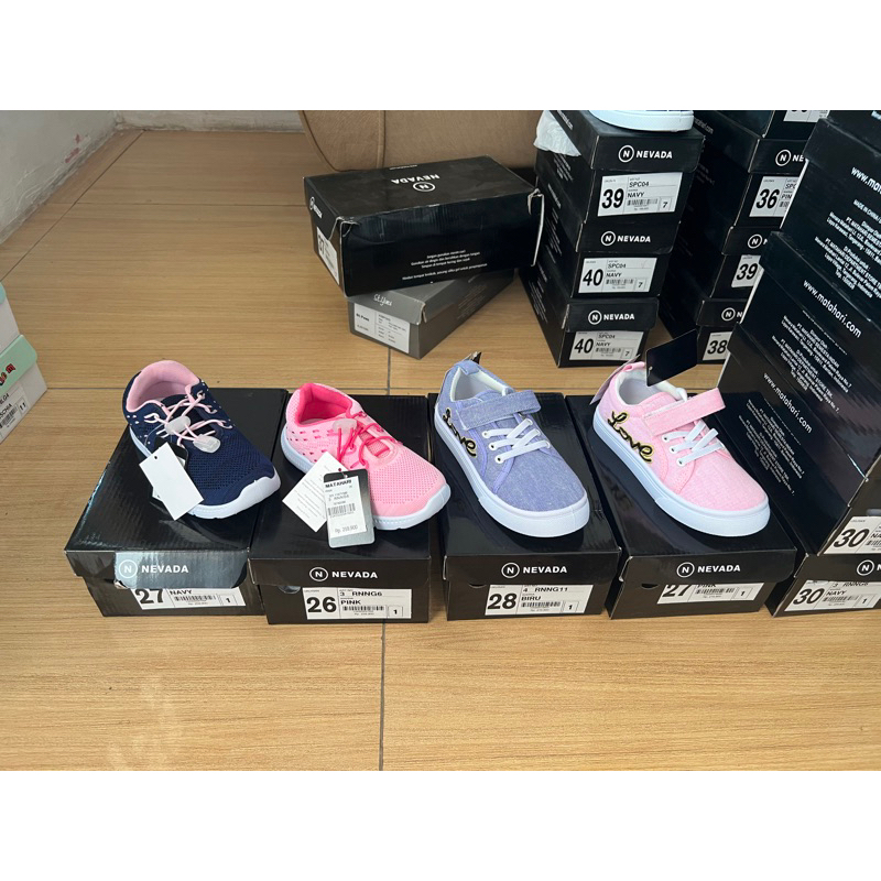 SEPATU ANAK MERK NEVADA ORIGINAL