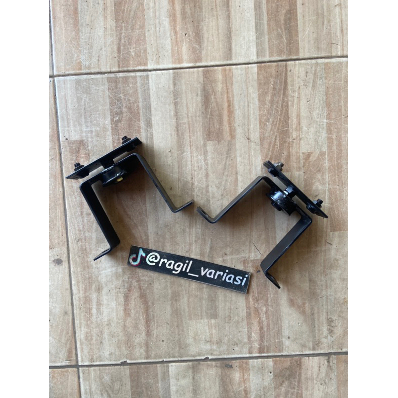 sepasang pangkon weldop muter untuk roda belakang truk r16