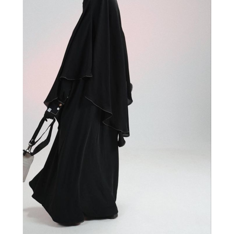 Elmadina FK AM Black Mina Preloved