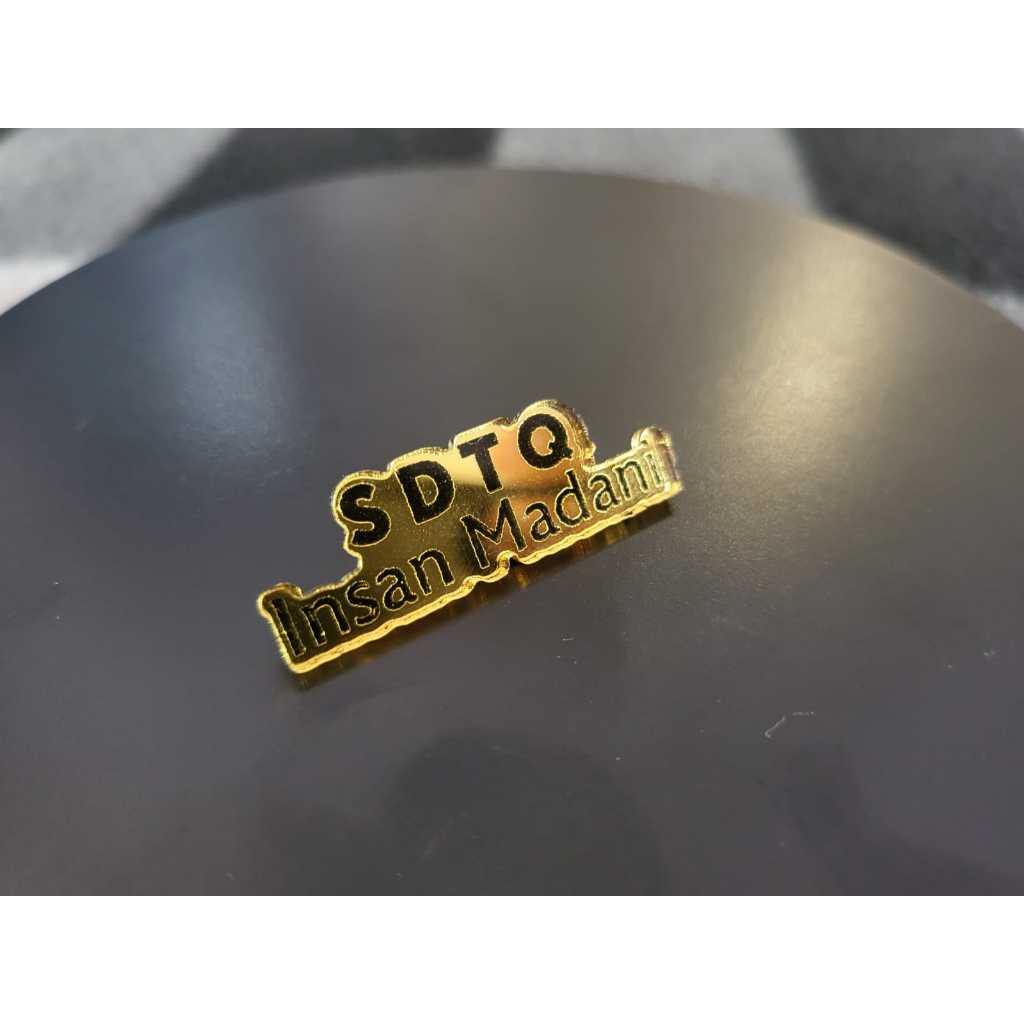 Bros akrilik mirror gold + peniti