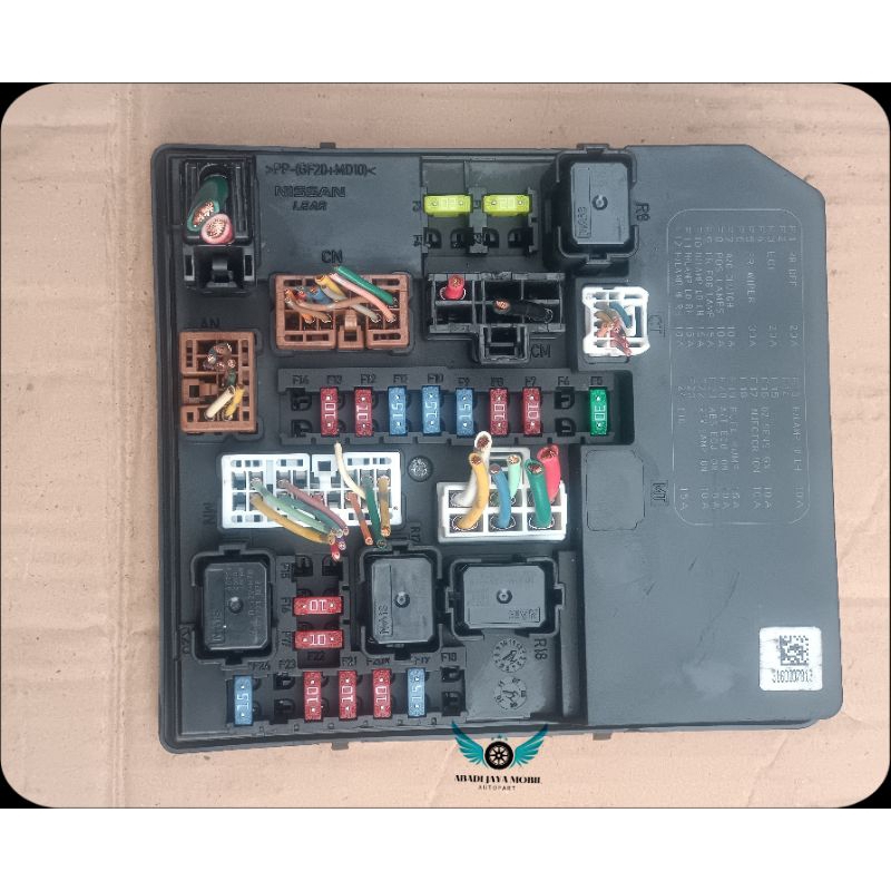 Fuse box BOK fuse BOK sikring IPDM grand  Livina manual original