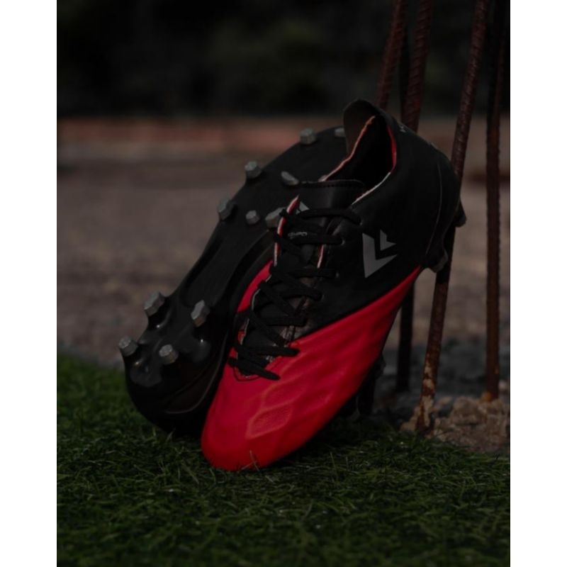 Sepatu sepakbola sevspo kempo Pro lea black red