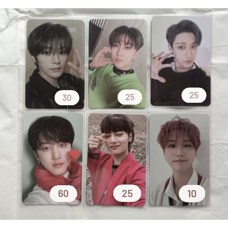 Stray kids album & nacific photocard