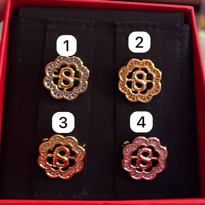 PETITE ROUND BROOCH DAISY PETITE BROOCH CHUPA CHUPS PACKAGE NEW BUKAN PRELOVED BUTTONSCARVES