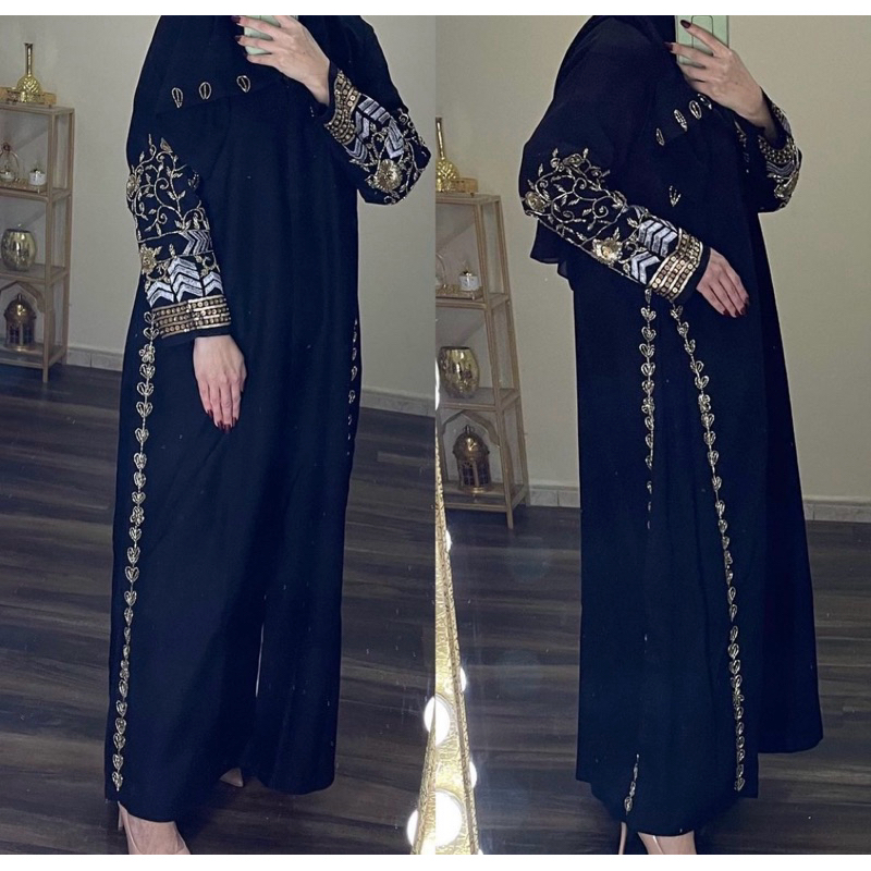 PRELOVED Abaya dubai hitam payet, di toko arabiashop harga masih 850.000 ya kak, sy cuma pake 2x aja