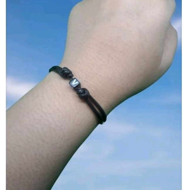 gelang tali inisial (A-Z) / gelang inisial / gelang huruf / gelang huruf kotak