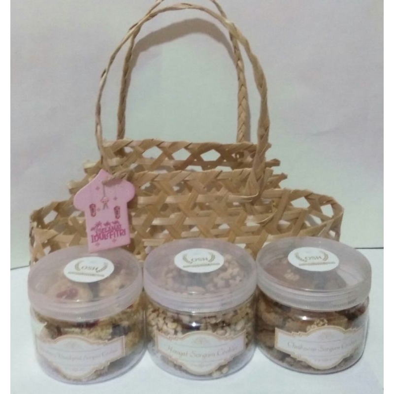 

Cookies Sorgum bahan-bahan aman bagi kesehatan 220gr