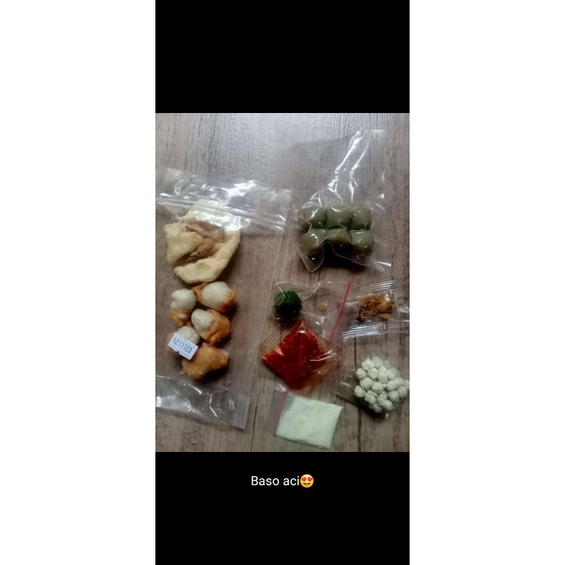 

aneka camilan khas bandung, seblak baso aci cuanki