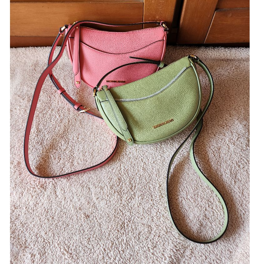 MK Dover Small Half Moon Crossbody - Original