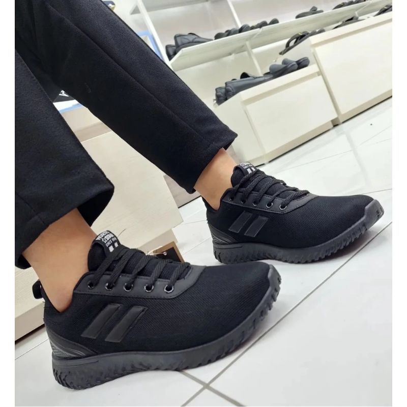 North Star Sepatu Sneakers Full Black 581_6627