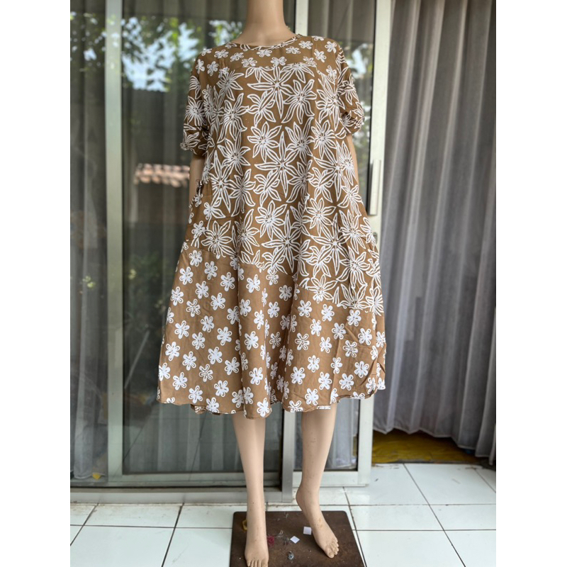 DASTER QONITA BATIK JUMBO