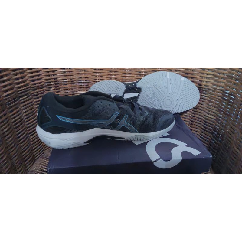 Sepatu Voli ASICS gel nimbus 23