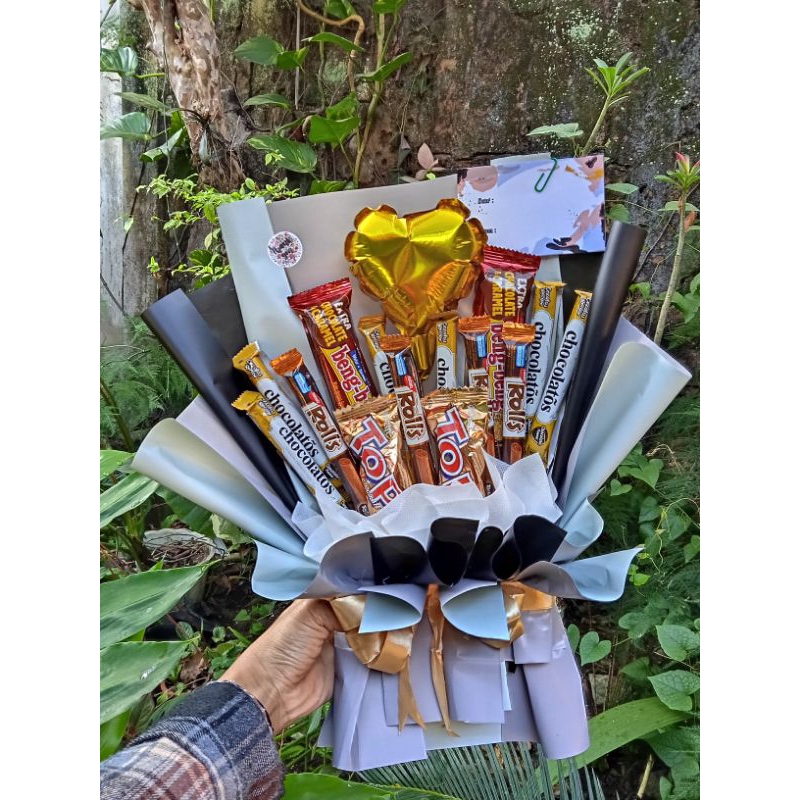 

buket atau bouquet snack 35k cocok buat ultah, eniversery, wisuda dll